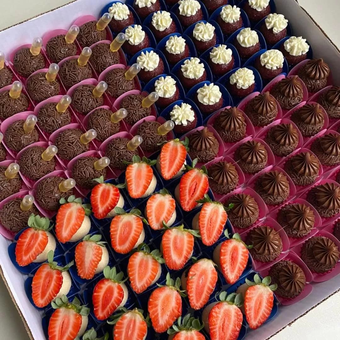 Frutas vermelhas — contraste de cores e sabor equilibrado